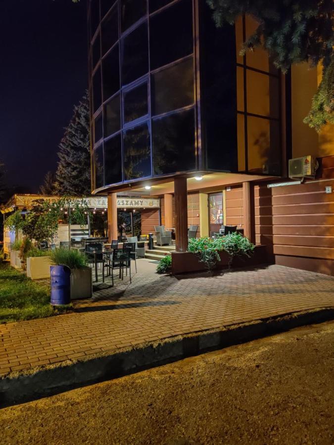 Hotel Turkus Jarosław Eksteriør bilde